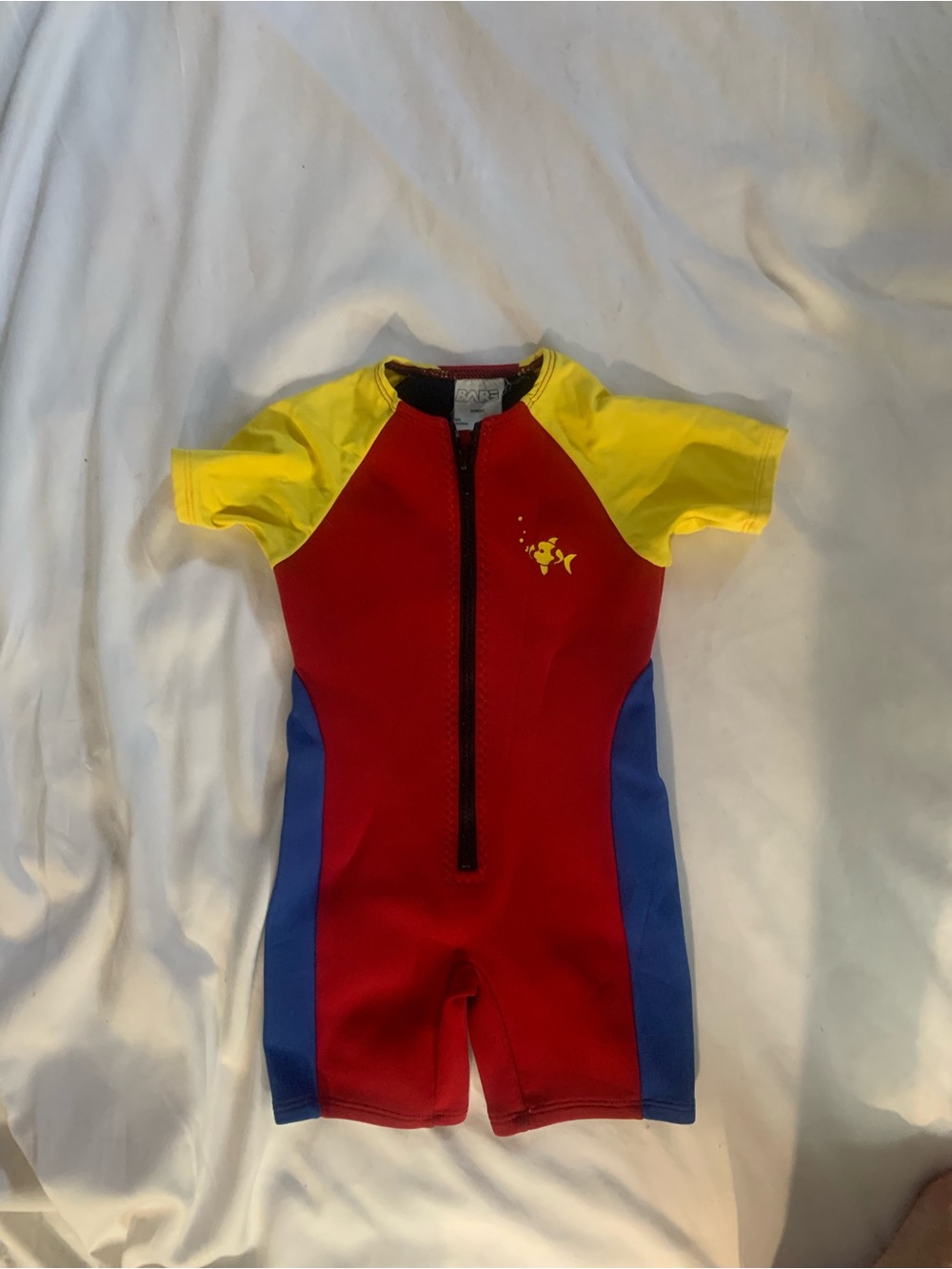 Children's Short-Sleeve Swim Rashguard Suit in Red, Yellow & Blue